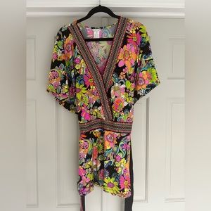 Trina Turk Coverup or Tunic - Size M ✨
